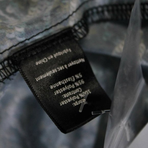 ASTR Women's Yvette Sequin Print V-Neck Bodysuit Black Blue Size Large NWT - Picture 8 of 8